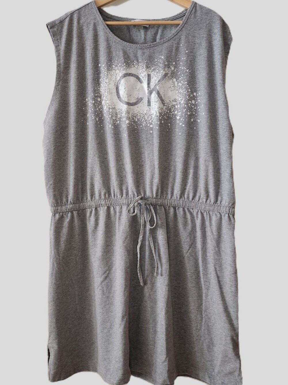 Calvin Klein Sleeveless Scoop-Neck Dress - Light grey 3X